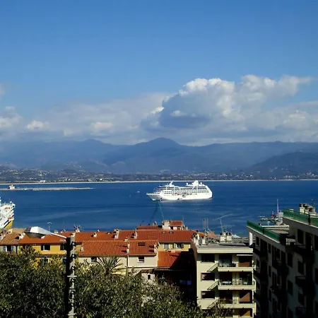 Avenue Imperatrice Eugenie * Ajaccio (Corsica)